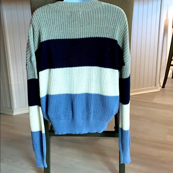 Sweater - Picture 2 of 2
